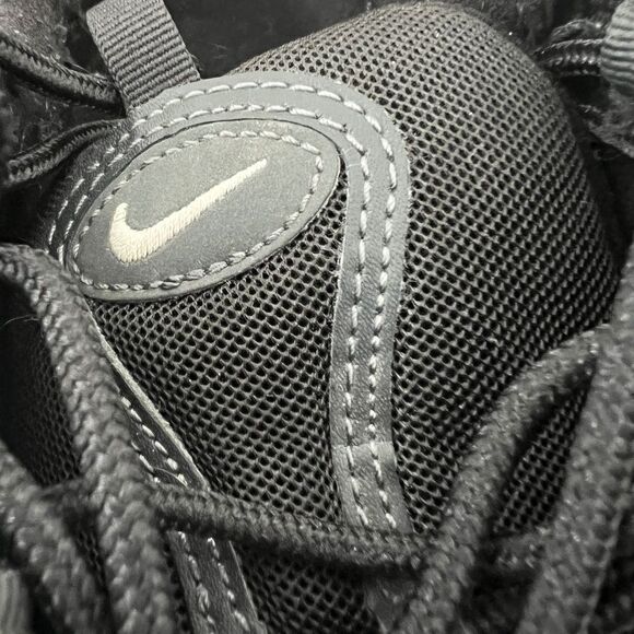 Two pairs of Nike shoes - Picture 3 of 3